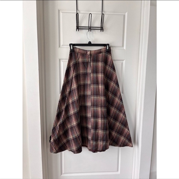 Vintage Plaid Blazer and Skirt Set - Picture 4 of 5